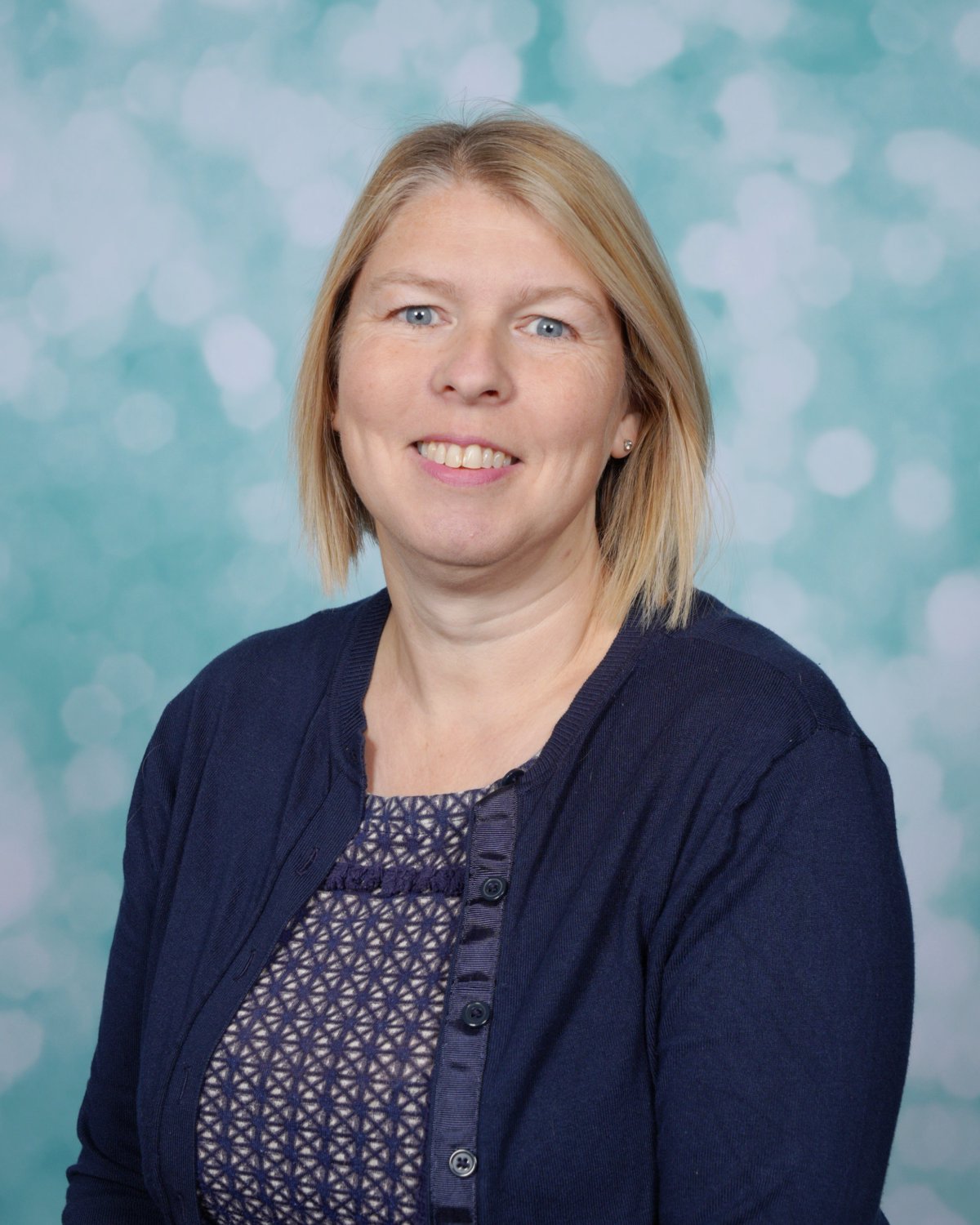 Mrs L Fasham Mrs L Fasham